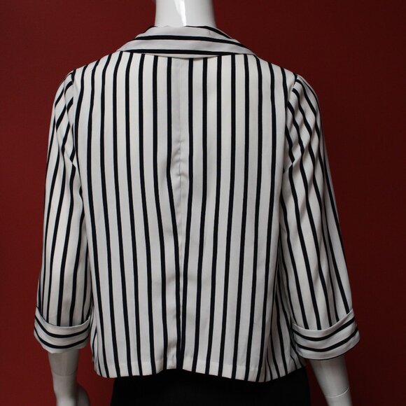 Sparkle & Fade Black and White Striped Blazer - Picture 11 of 13